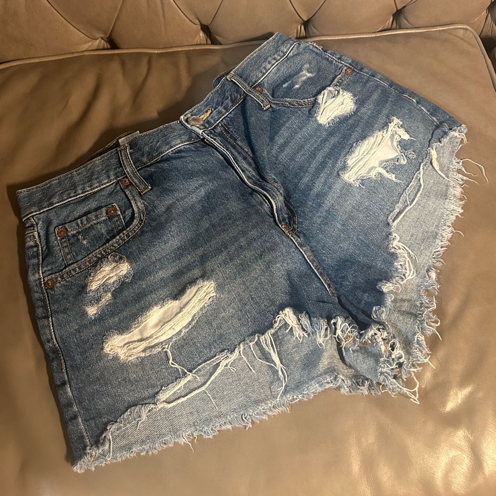 Aeropostale 14 Distressed Frayed Blue Jean Denim Shorts High Rise Shorty